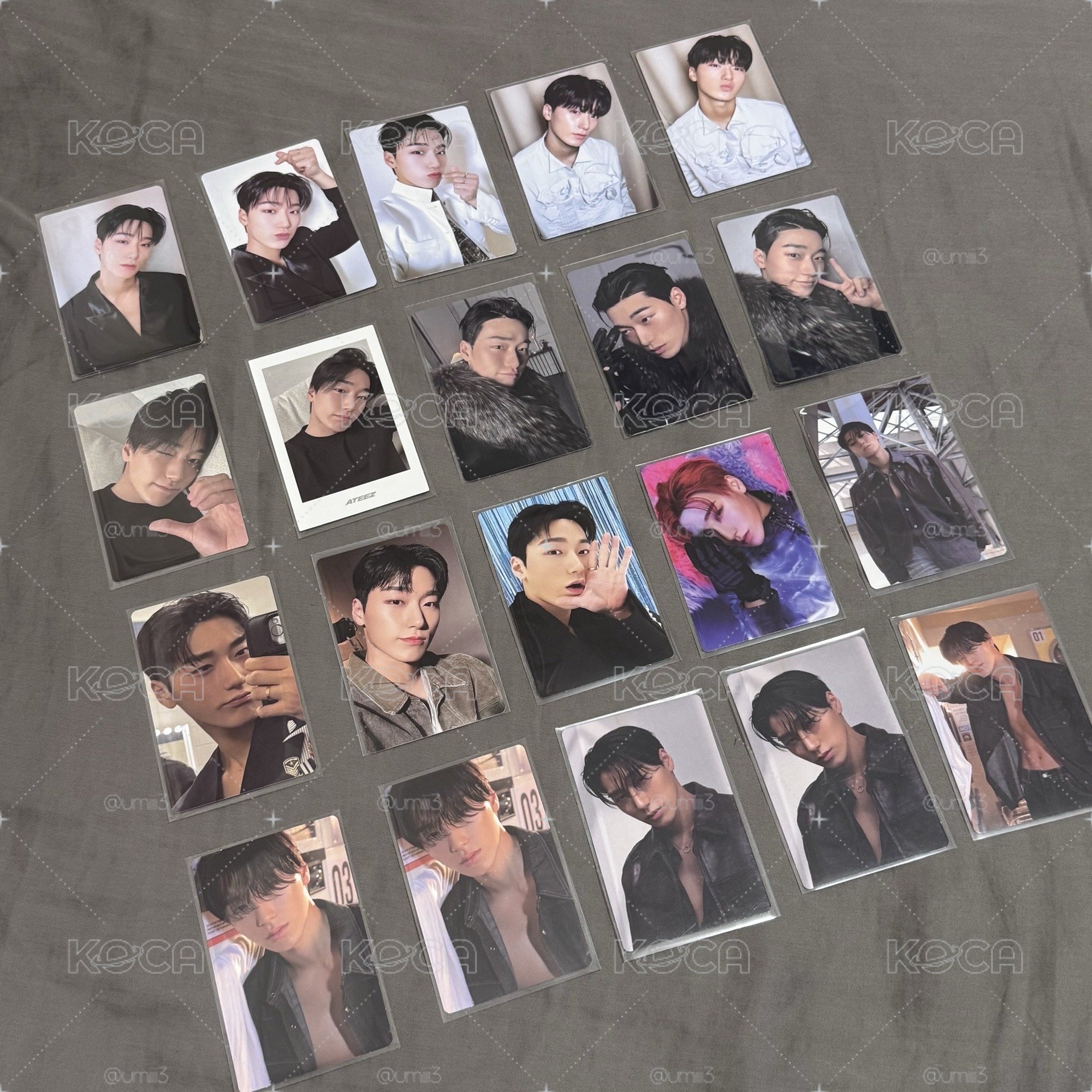 ATEEZ 傘小盤兩圖