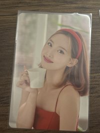 圖左