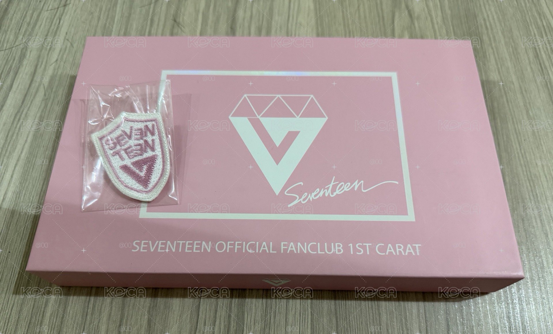seventeen 一期會員禮 外盒+徽章