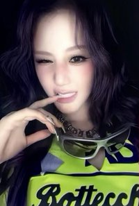 춤 (CHOOM) yg線下 周邊 滿額卡 