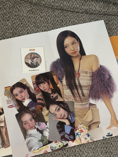 特四 娜璉單封 專輯 Cast版（少1小卡）