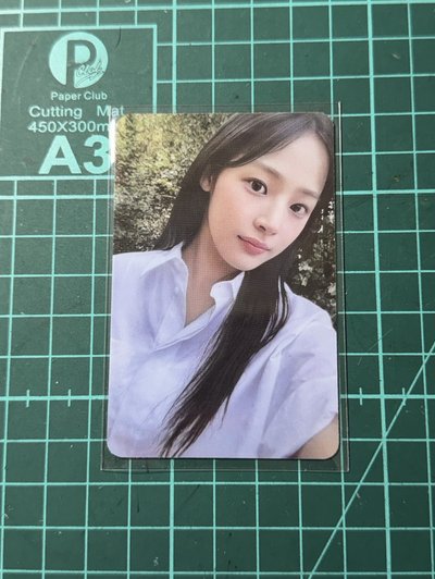 Minji How sweet 打歌卡 小損如圖二
