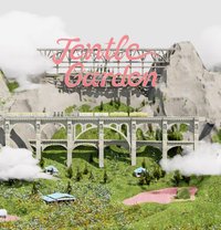 GENTLEMONSTER Jentle Garden