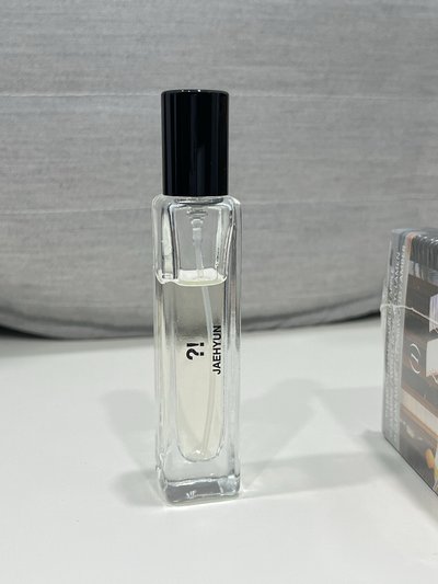 在玹 perfume個人香 from j 香氛蠟燭 NCT星巴克聯名