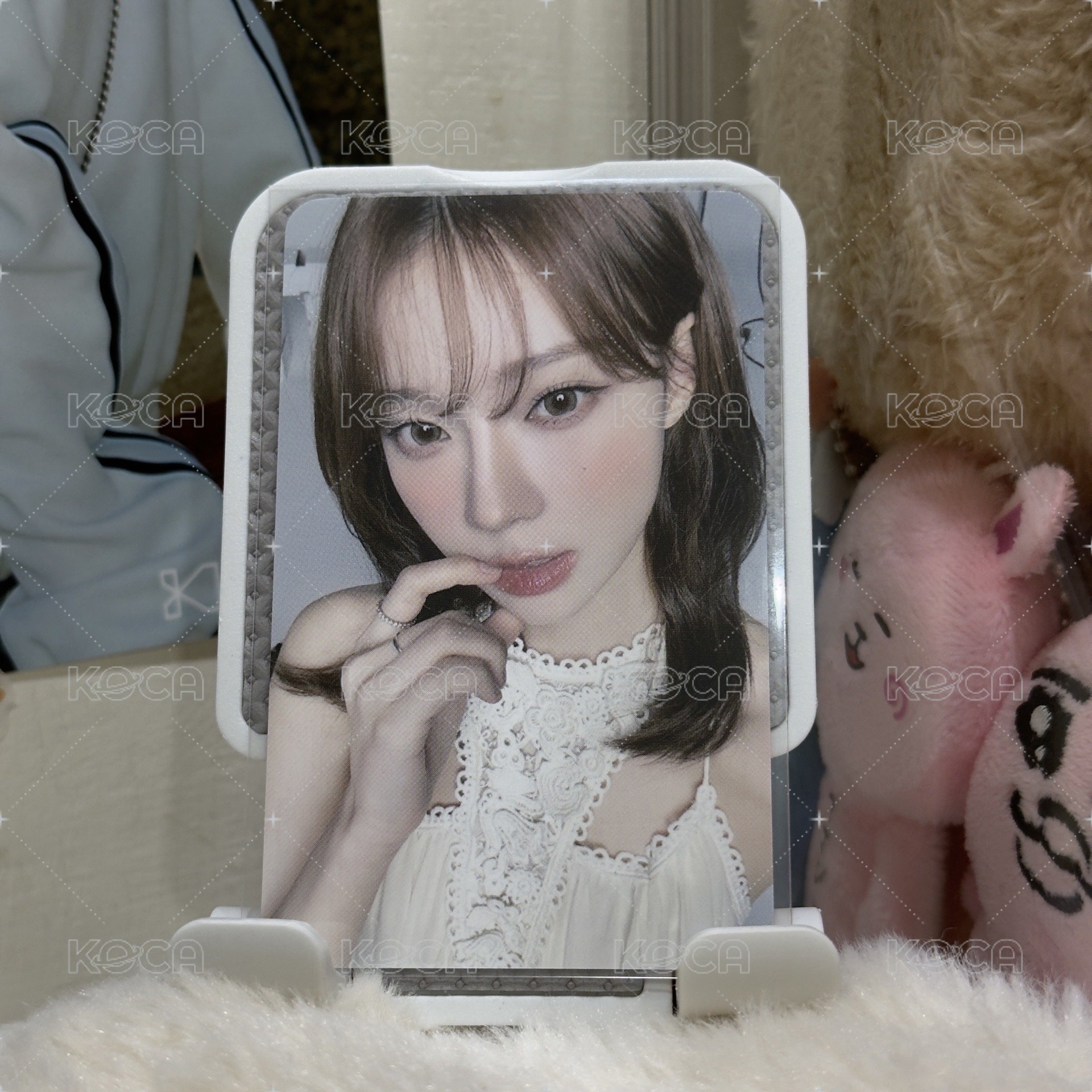 隨機卡咬指冬