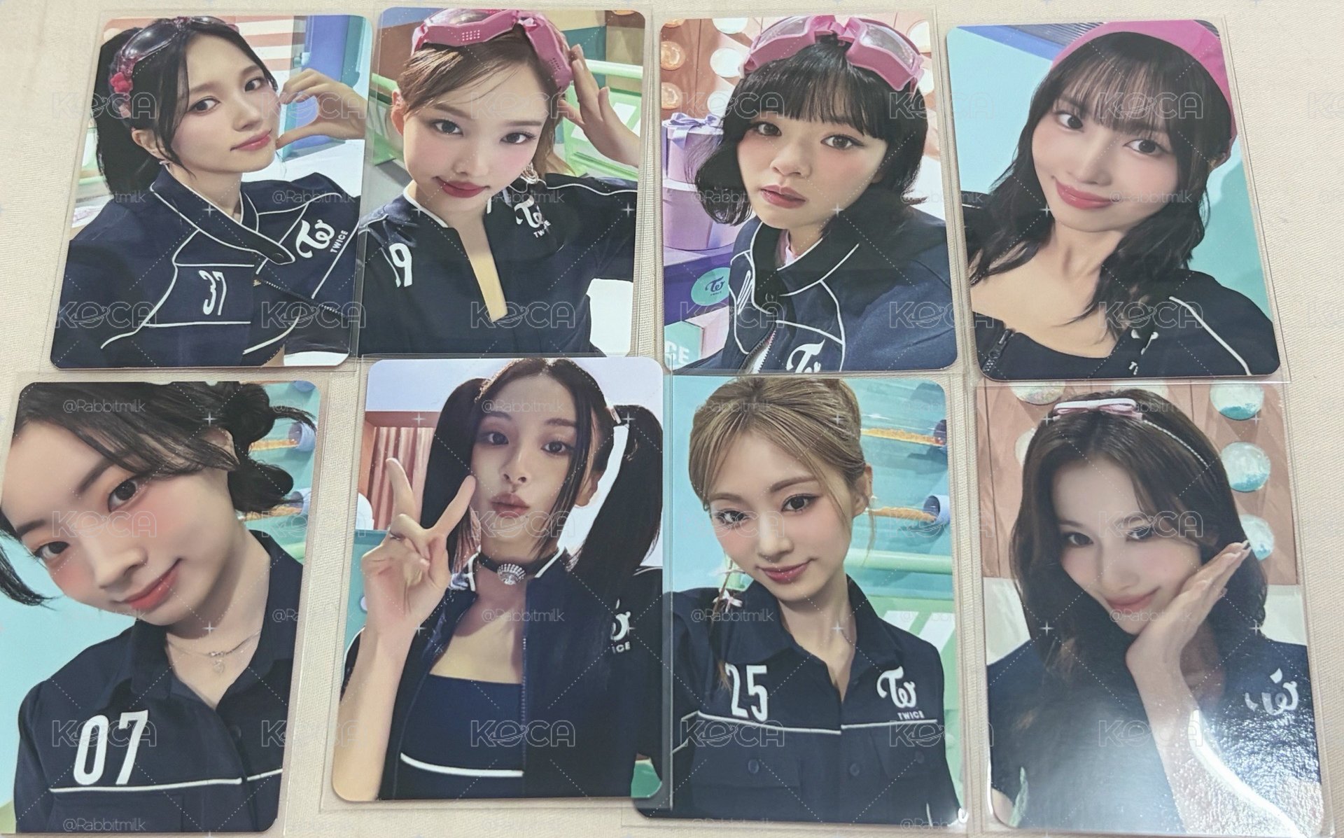 TWICE 2025 日本年曆 小卡 