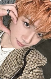 𝗢𝗩𝗘𝗥𝗘𝗫𝗣𝗢𝗦𝗘𝗗 el 線上 1.0 簽售卡 