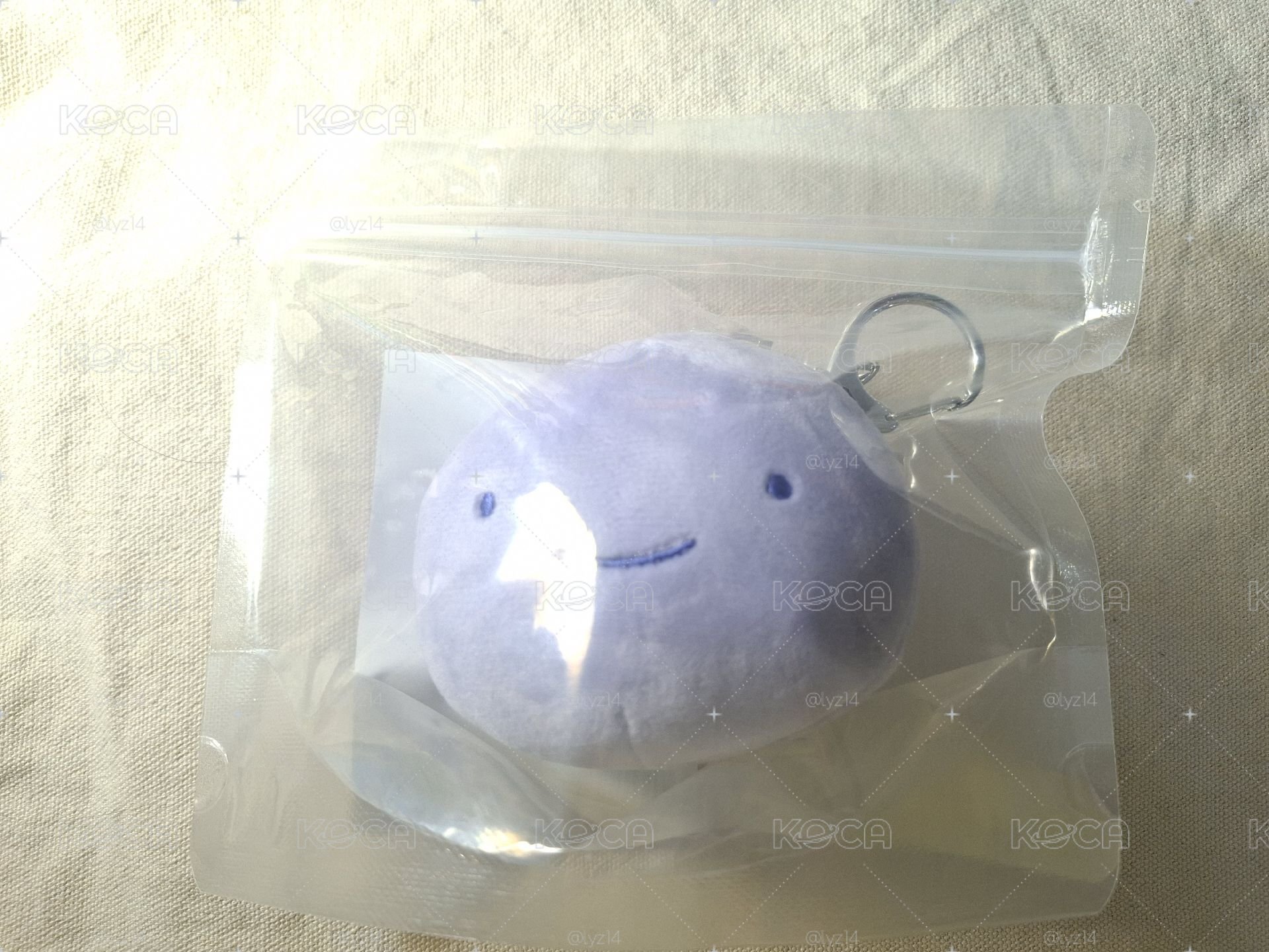 No genre 紫色大頭吊飾娃