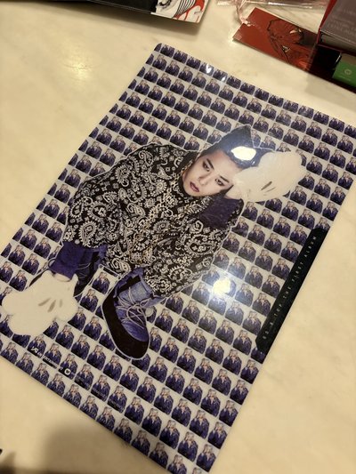 GD＆TOP(BIGBANG) 紅心專 +資料夾*1