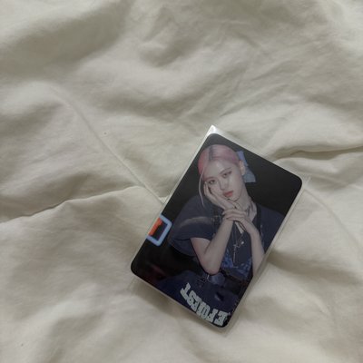 BLACKPINK Rosé 4+1 寫真書 K4 特典卡