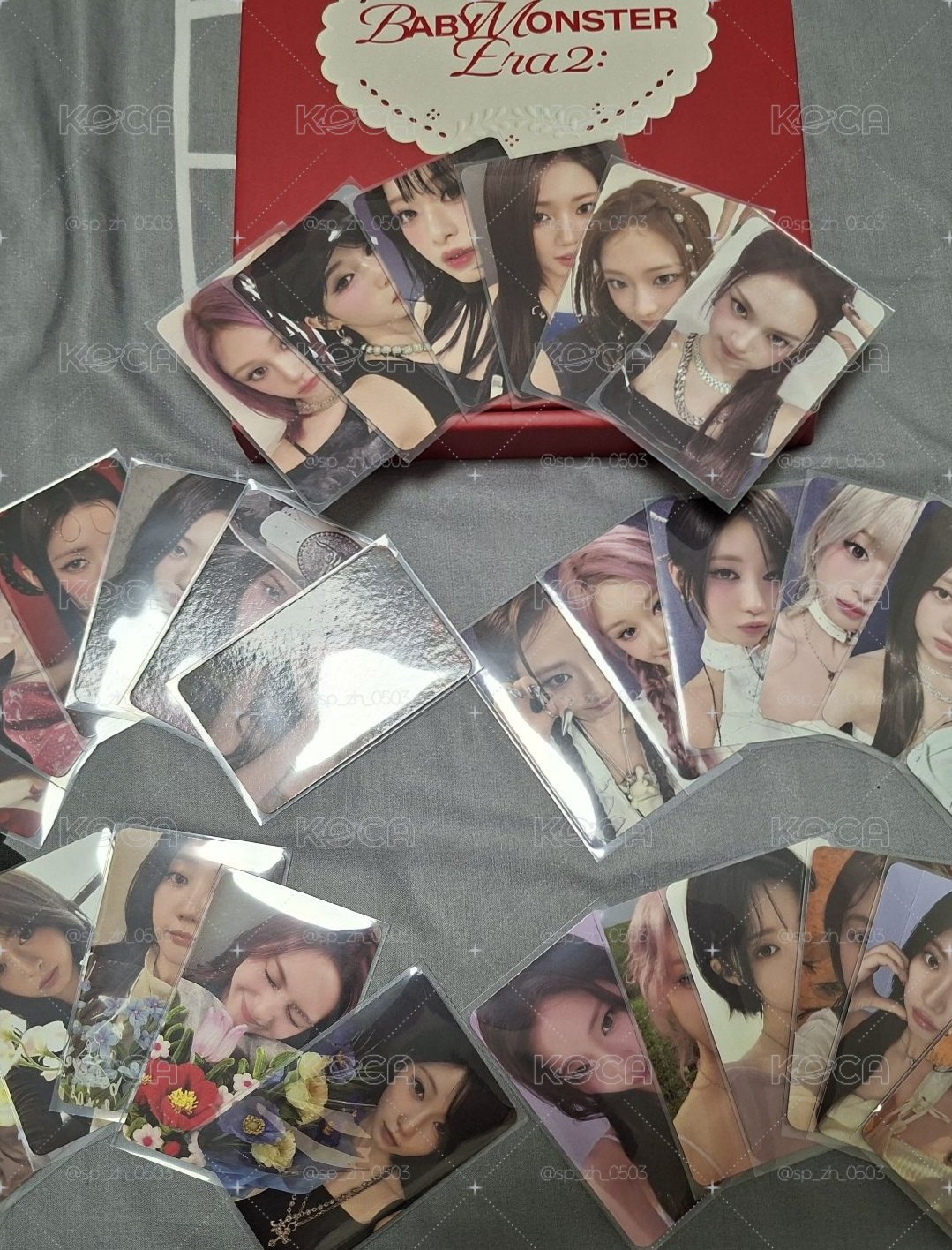 二周年回憶紀念冊僅小卡（無角）