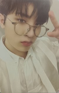 THE SECOND STEP:CHAPTER ONE 專輯卡 