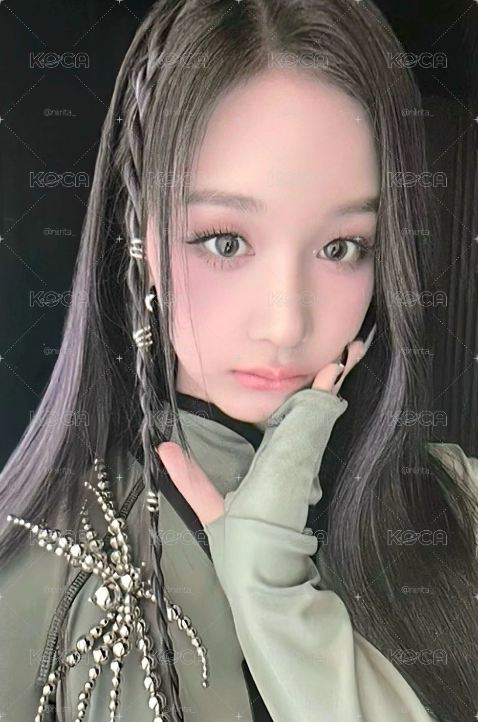 YG幸運卡摸臉塔