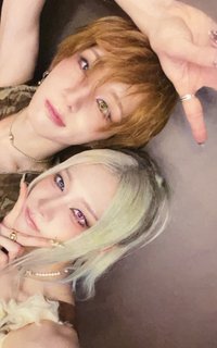 UXLXVE Rising-star 8.0 unit 簽售卡 