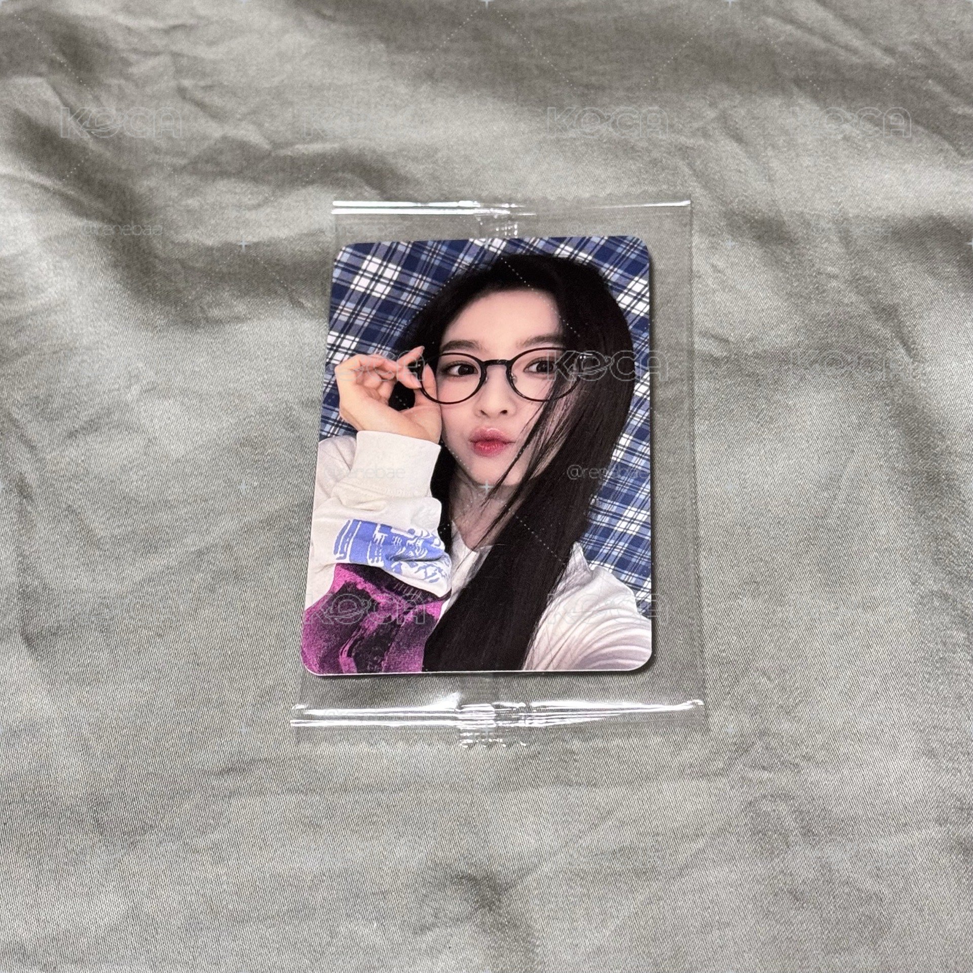 red velvet Irene like a flower