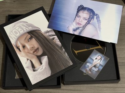 LISA (BLACKPINK) LALISA (1ST SINGLE ALBUM) 首張單曲