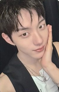 𝗢𝗩𝗘𝗥𝗘𝗫𝗣𝗢𝗦𝗘𝗗 m2u 回歸直播 特典卡 