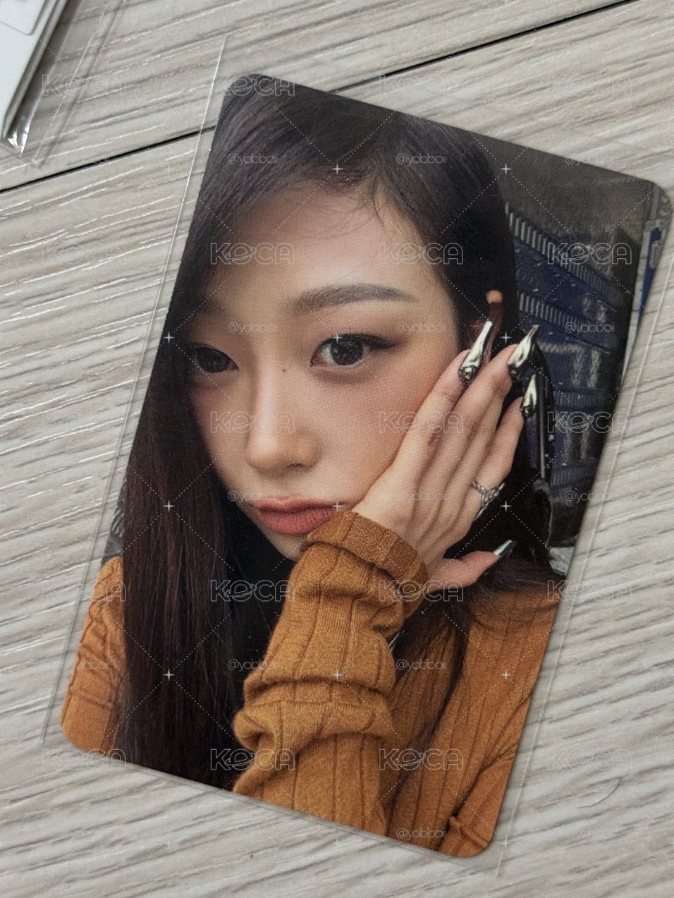 捧臉吉