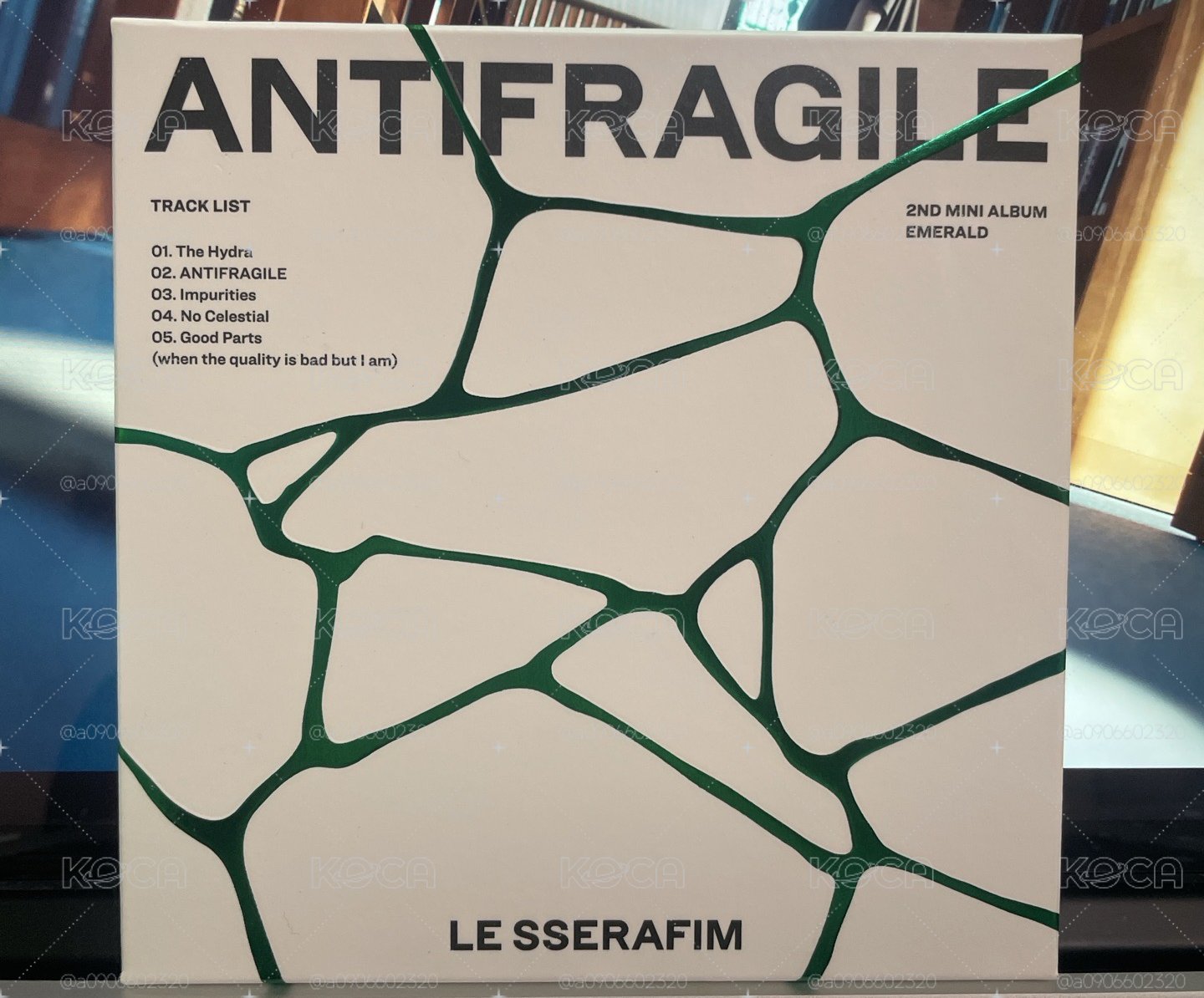 LE SSERAFIM 許允真 ANTIFRAGILE 專輯 EMERALD ver.空專