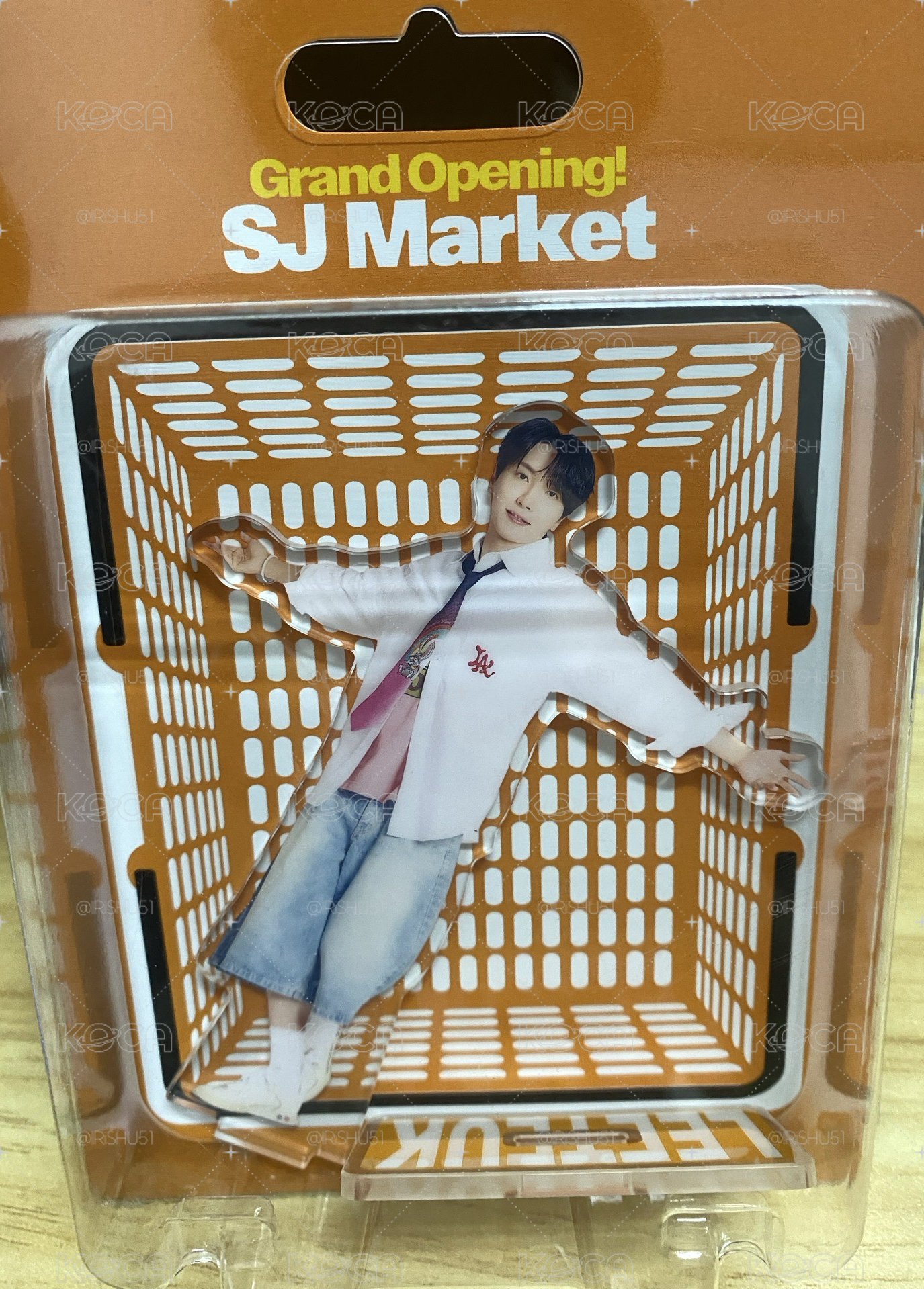 日週特鴨及立牌