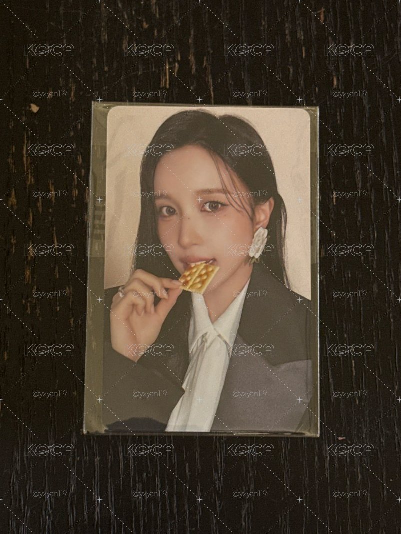 Mina JYP特典（附支架）