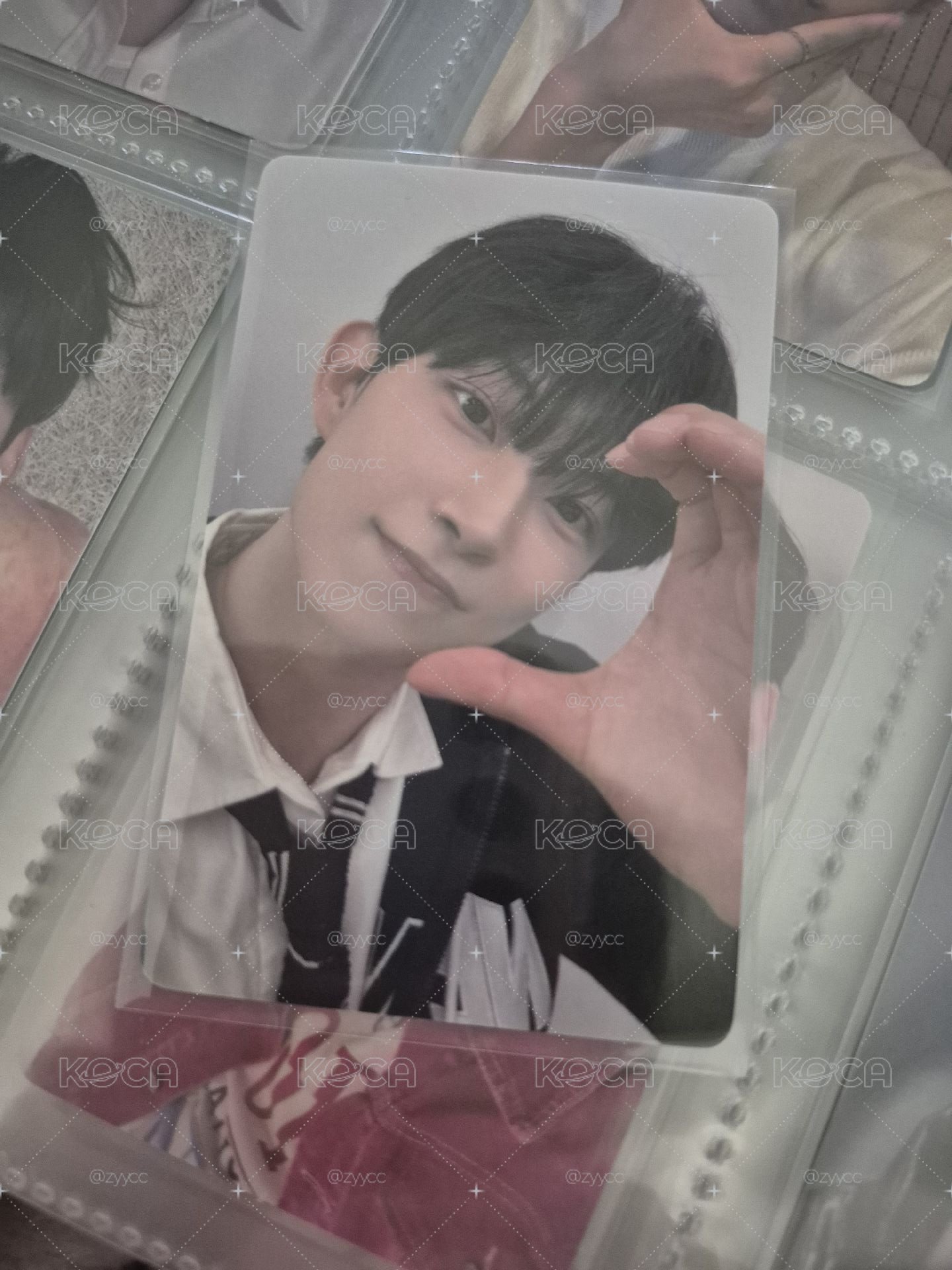 B2P第一週展覽卡 虔佑比心