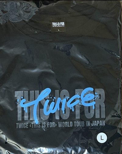 THIS IS FOR 六巡 日本場 潑漆T 娜璉 L號