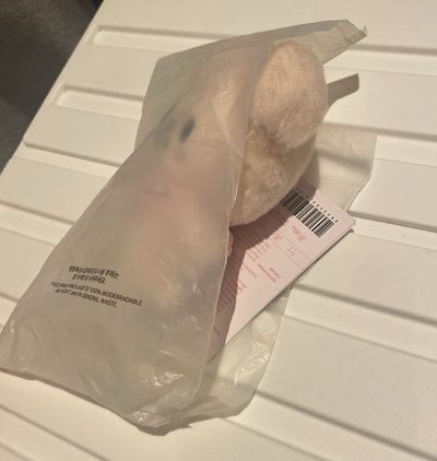 全新口水巾玟直出