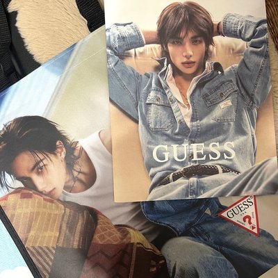 黃鉉辰 GUESS 牛仔系列線上預購禮 購物袋+型錄