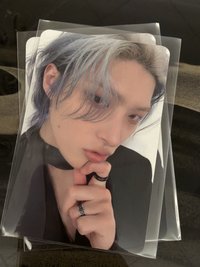 黑衣 琦