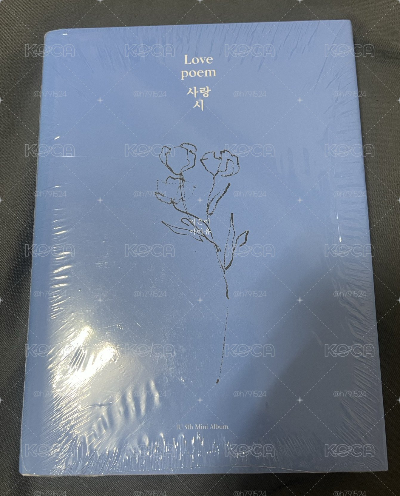 IU 李知恩 Love Poem 專輯 全新