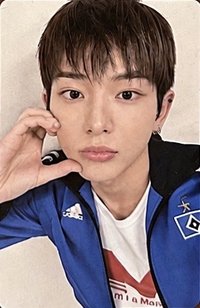 BTL yzy 18.0 簽售卡 追加八線上