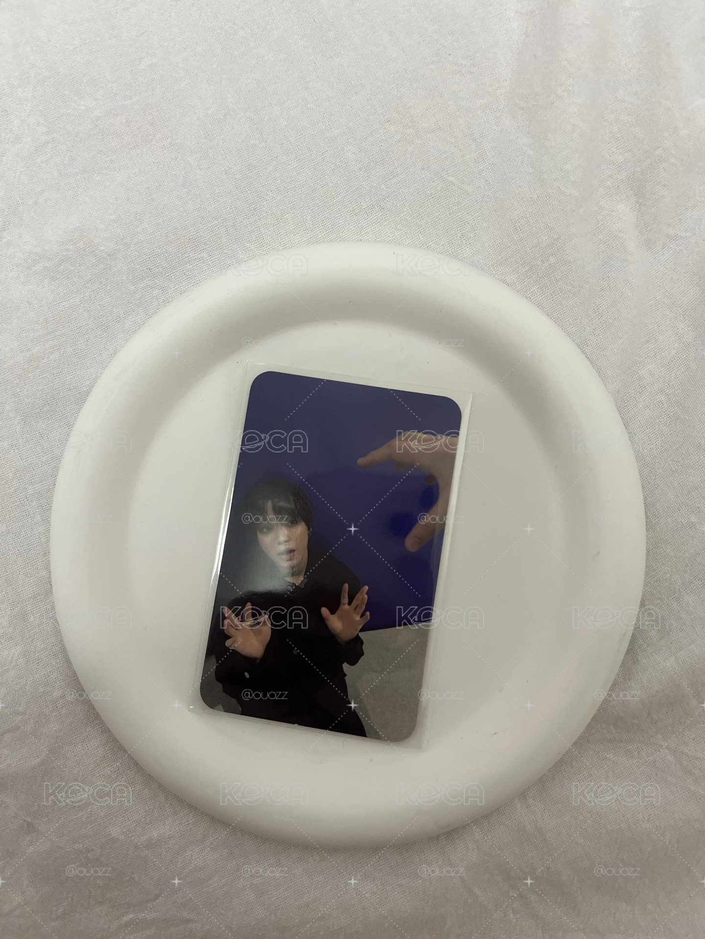 jet五律 縮在角落小小隻