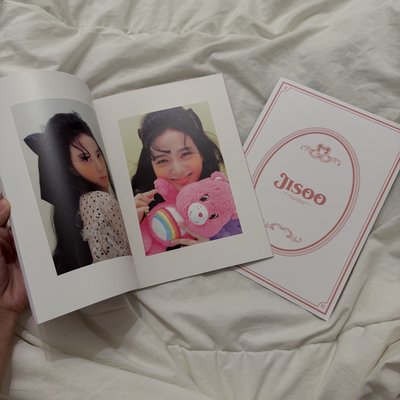 BLACKPINK Jisoo 2021年曆 小冊子+大卡