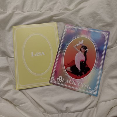 BLACKPINK Lisa 2021年曆 小冊子+大卡