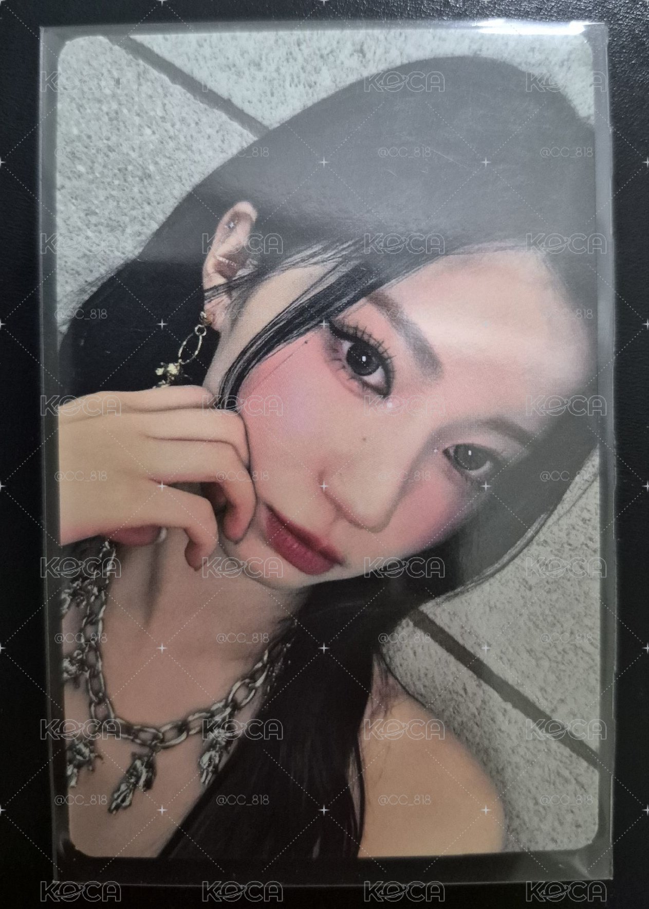 韓周滿額角