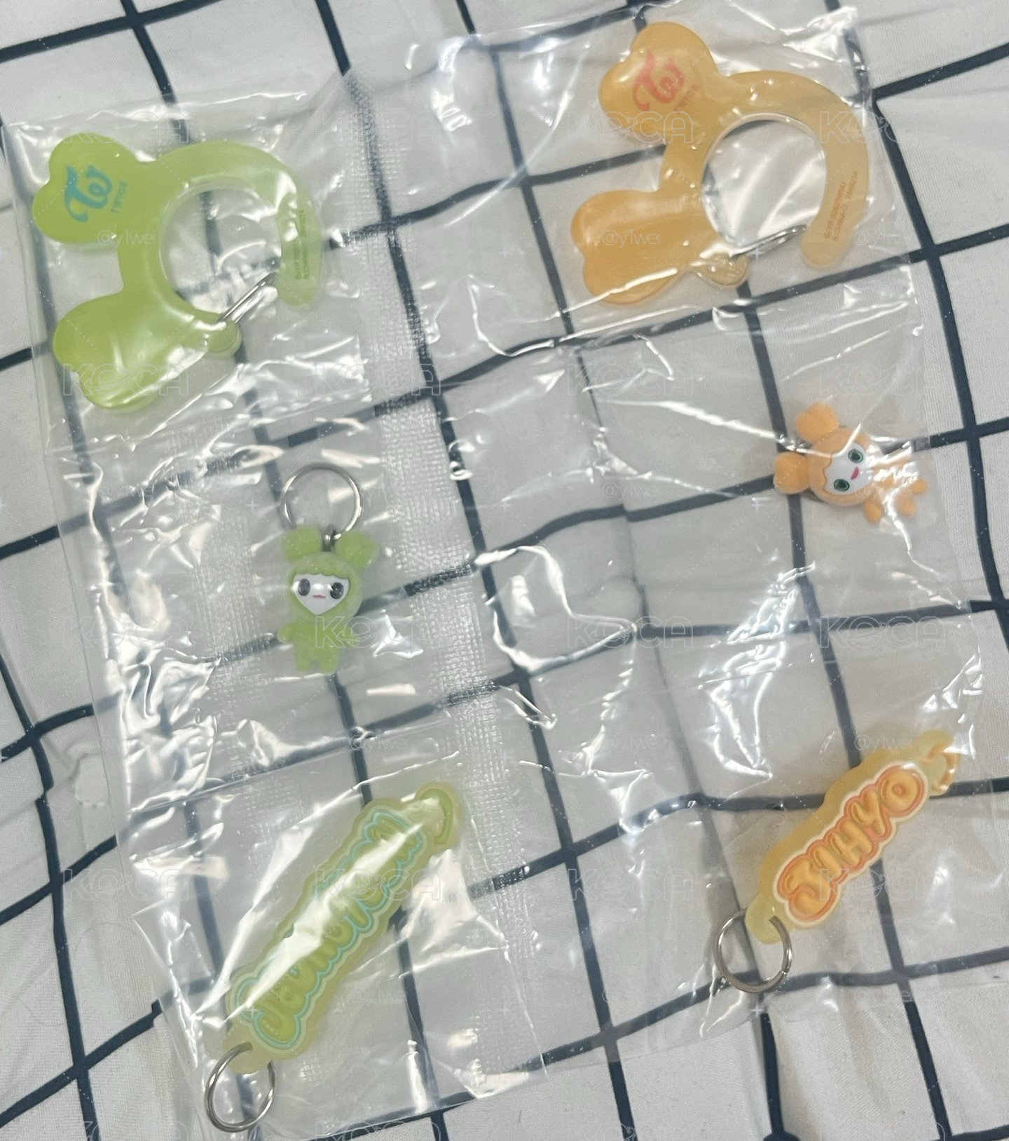 定延 志效 扭蛋登山扣