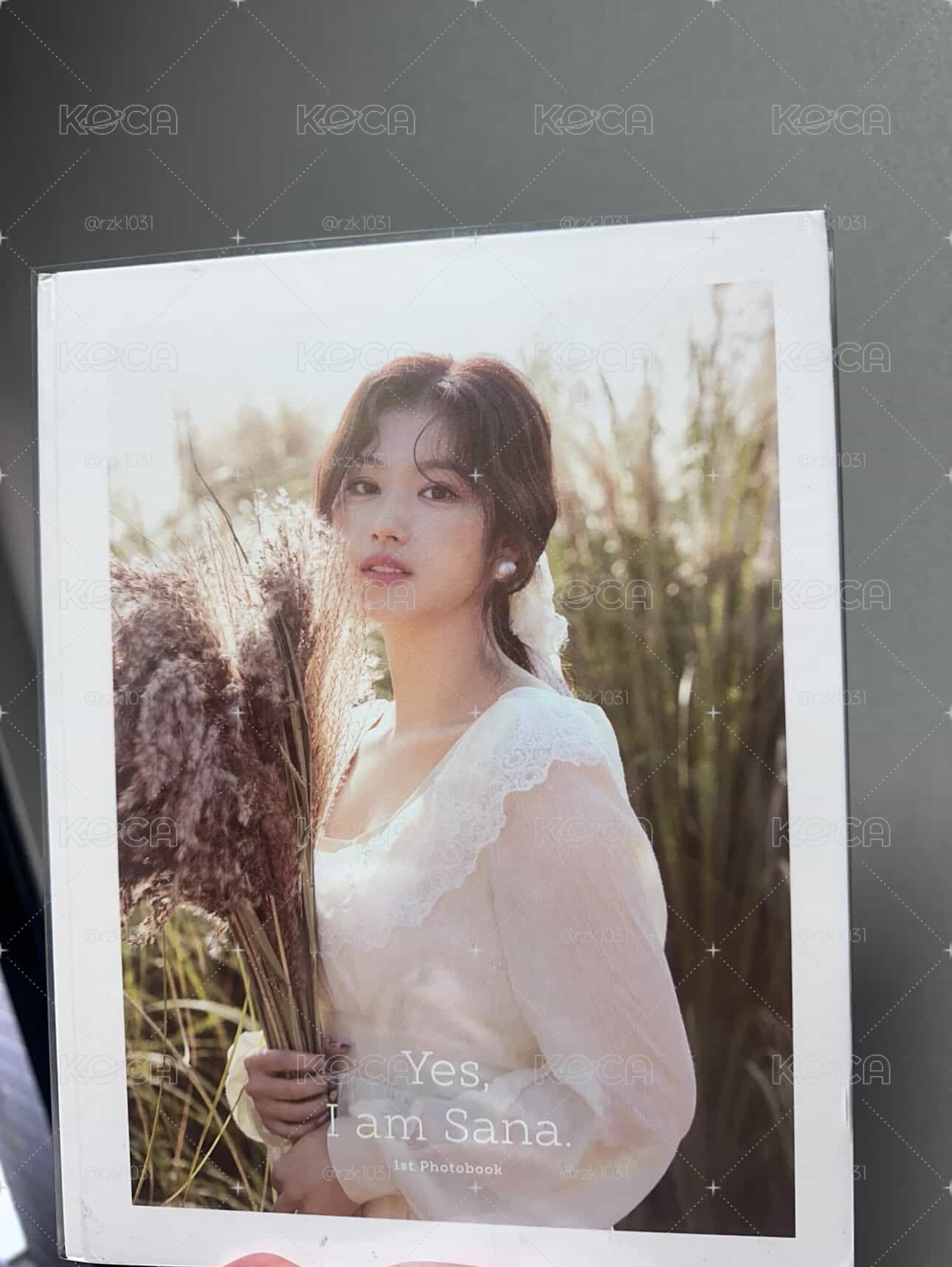 Yes I am SANA White ver. 寫真集 