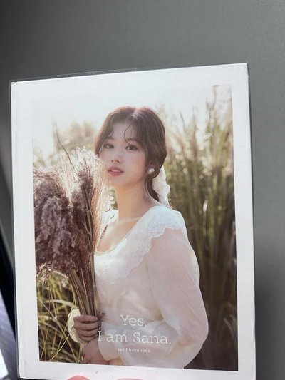 Yes I am SANA White ver. 寫真集 