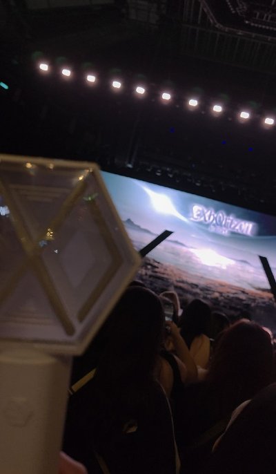 [二手現貨] EXO手燈 三代 官方（Light Stick Ver.3 Official)