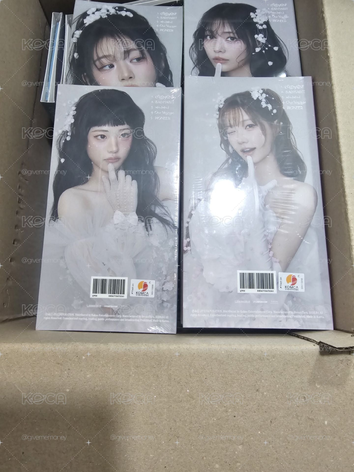 QWER 單封一套