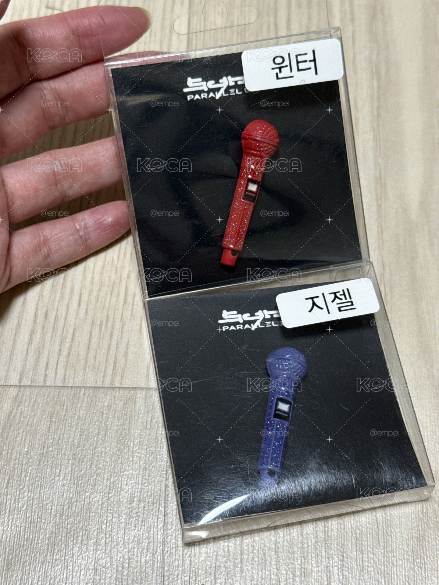 麥克風 二巡 徽章