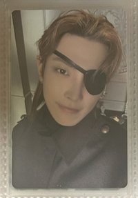 眼罩中