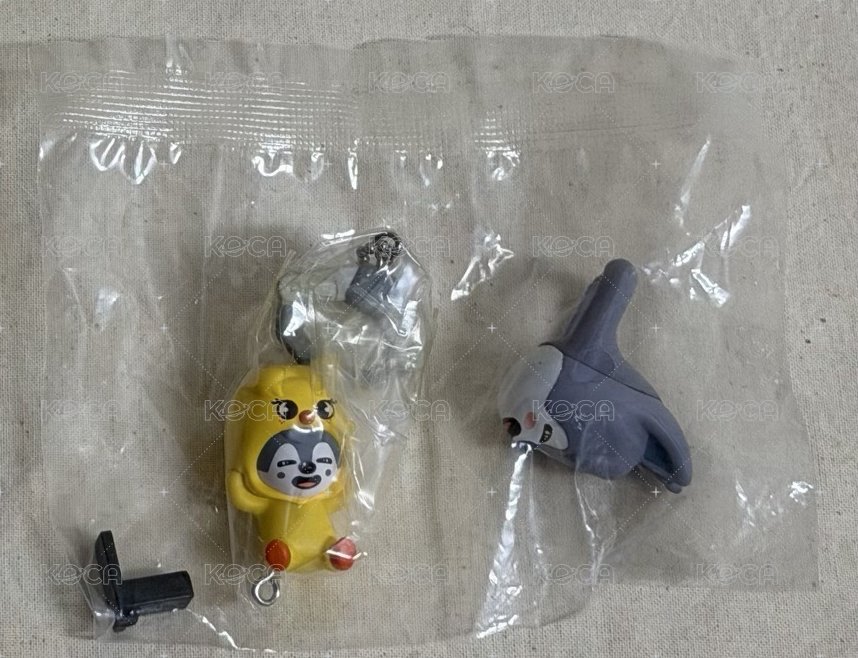 燦 玩具世界+戒指