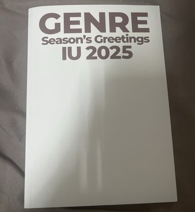 IU 李知恩 2025年曆 拆售