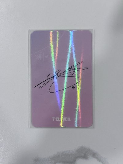 TWICE｜711周邊 限量閃卡 子瑜