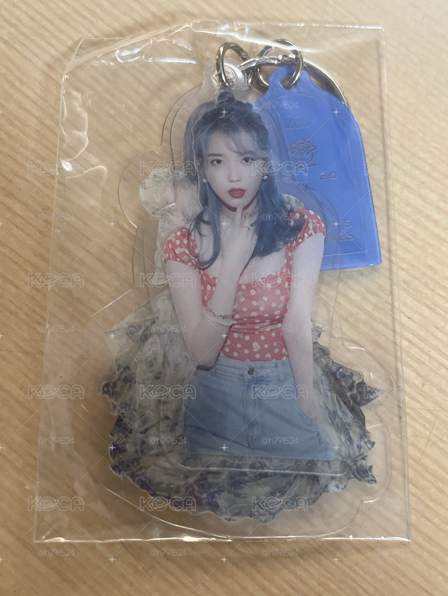 IU 李知恩 2020年曆拆售 鑰匙圈