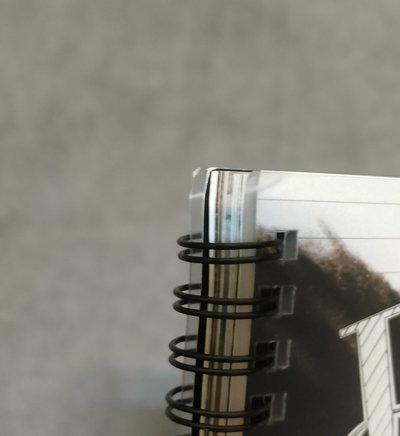 空專有損贈兩張小海報