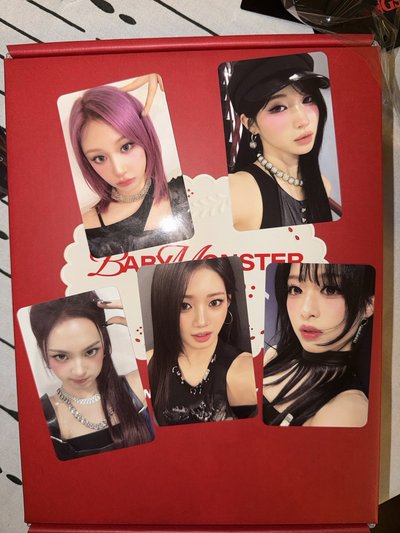 二週年wvs B版特典+5卡+拍立得