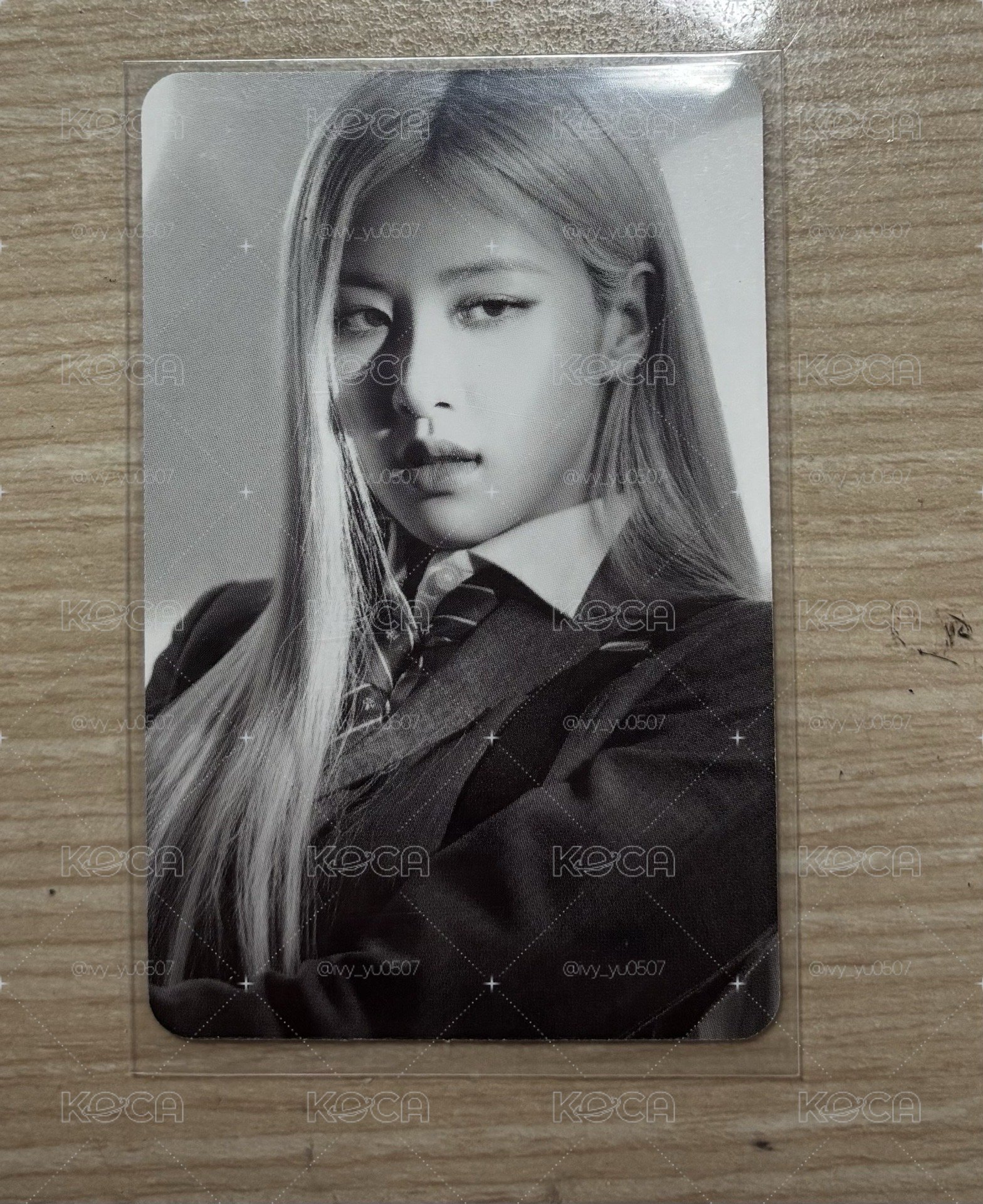 blackpink rosé the show 演唱會 cd卡 黑白版（有場損）